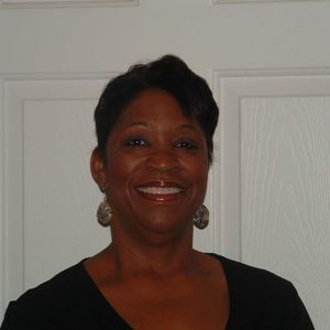 Meet your Posher, Elnora